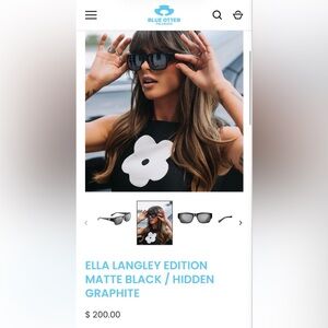 Stylish Black Sunglasses with Gray Lenses